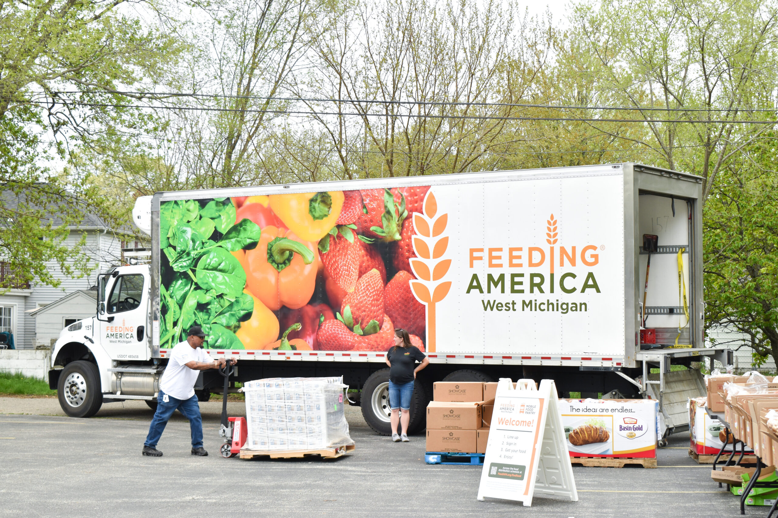 Mobile Food Pantry being set up